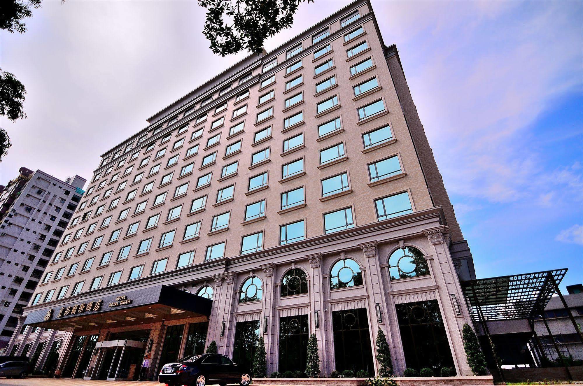 Royal Chiayi Hotel Exterior foto